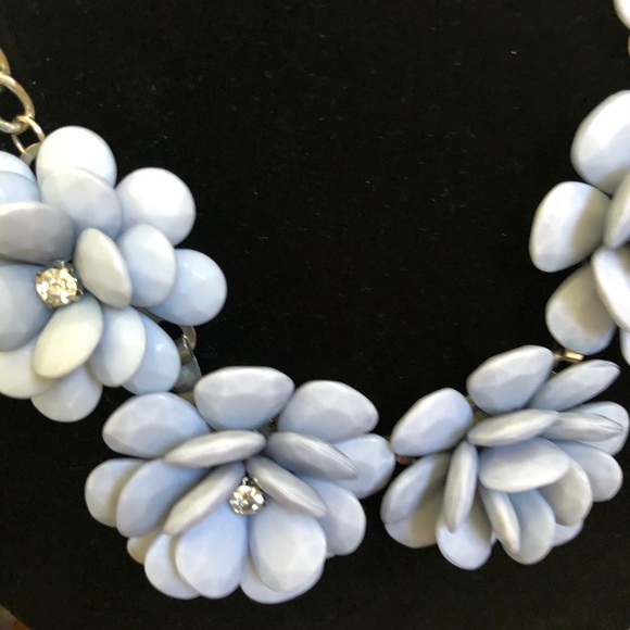 💎Flower necklace💎 - Picture 2 of 6